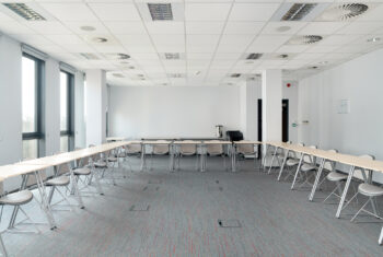 Duża sala konferencyjna Dębiec 406